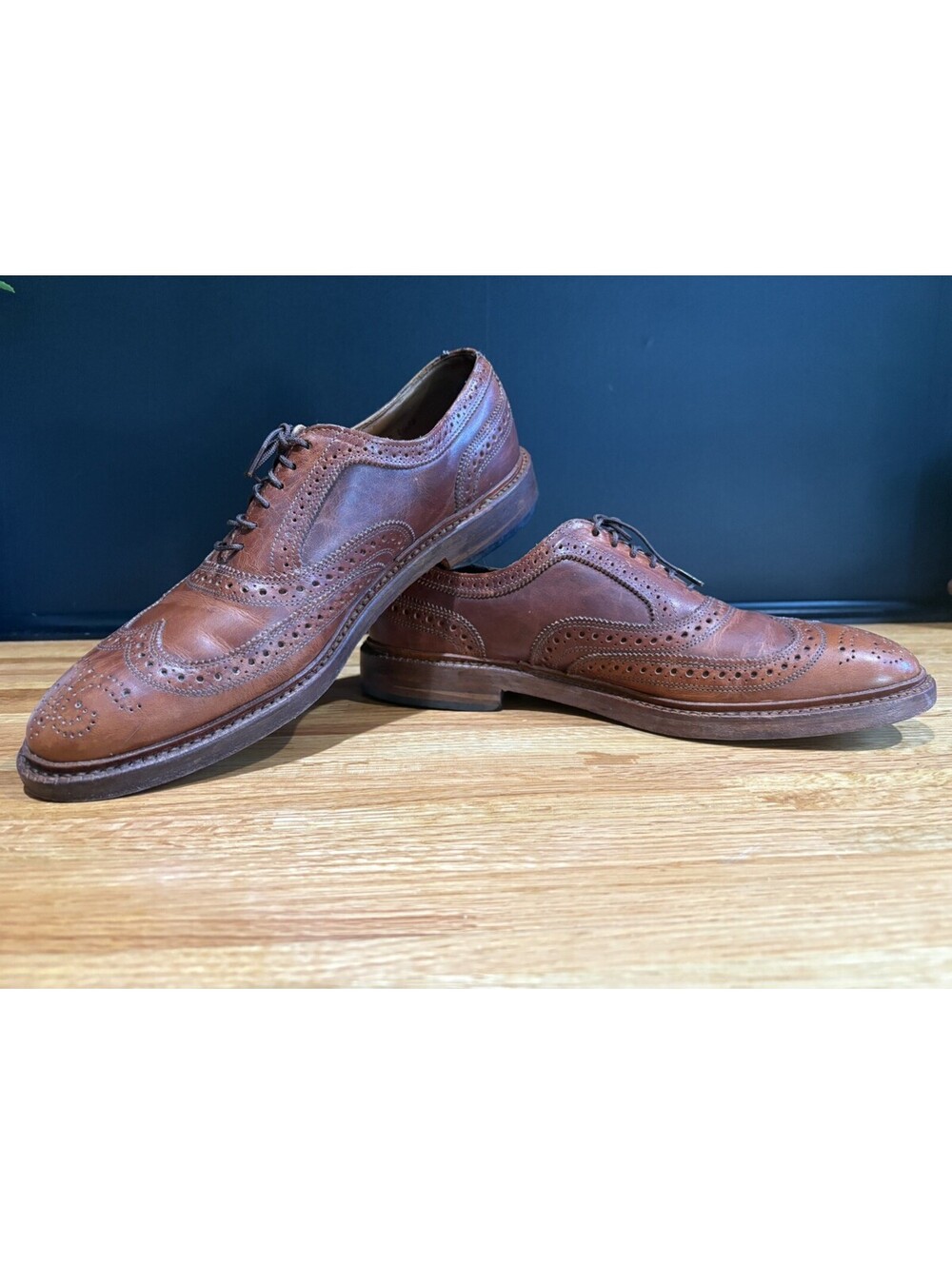 Allen Edmonds Men 9 1/5 D Wingtip Oxford Shoes Brown Leather USA Made 4035
